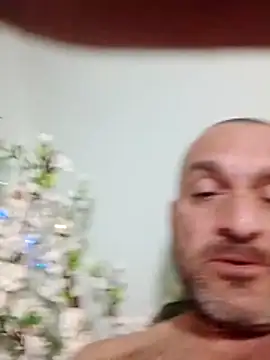 Snapshot of AzOZx9 chatting on March 3, 4:46 pm AzOZx9 online show from March 3, 4:46 pm