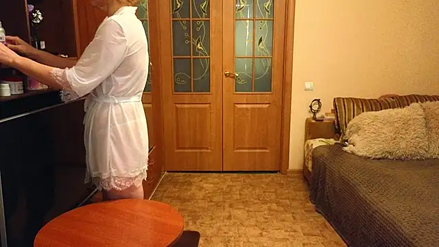 YourQueenX online show from March 23, 5:22 am