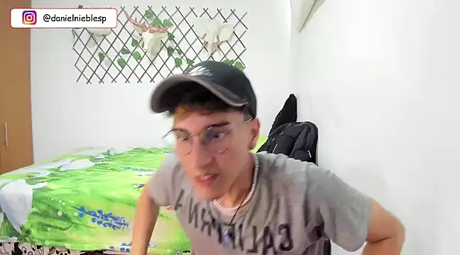 Jackson Careyy online show from January 8, 7:13 pm