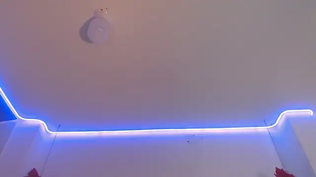 DaMikaela  online show from December 18, 9:29 pm