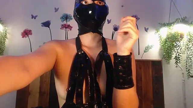 DaMikaela  online show from January 23, 9:50 pm