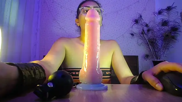 DaMikaela  online show from January 27, 5:04 pm