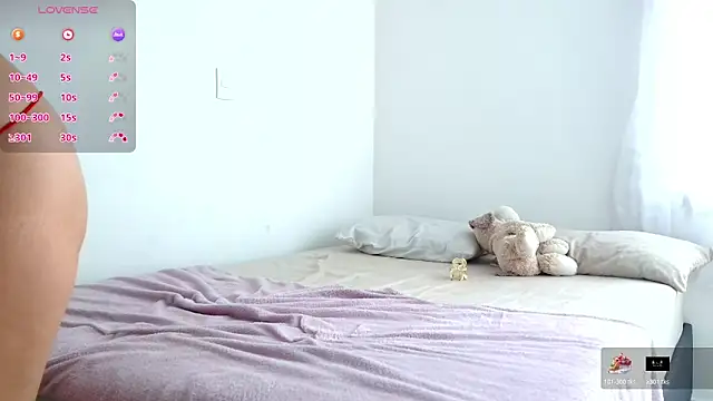 Ania jones online show from October 11, 8:40 pm