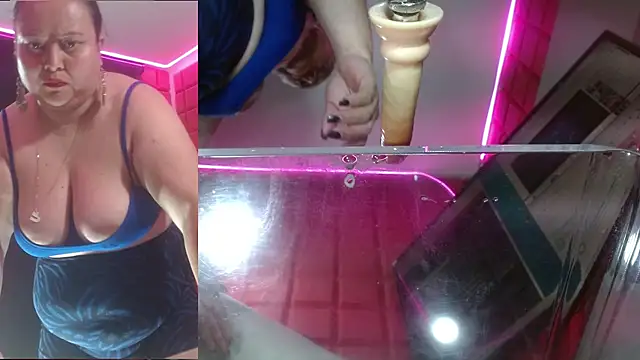 Snapshot of sammyEvans__ chatting on March 13, 1:23 am sammyEvans online show from March 13, 1:23 am