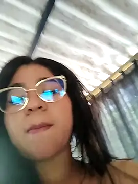 Yelly online show from March 10, 1:38 pm