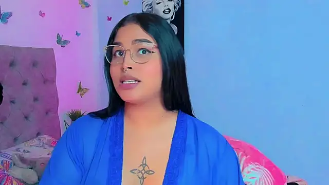 Snapshot of mabellfox chatting on December 12, 9:26 pm mabellfox online show from December 12, 9:26 pm