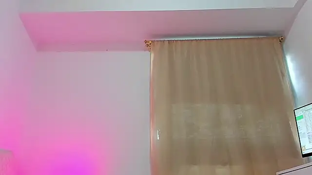 soyamandaa  online show from October 27, 9:41 pm