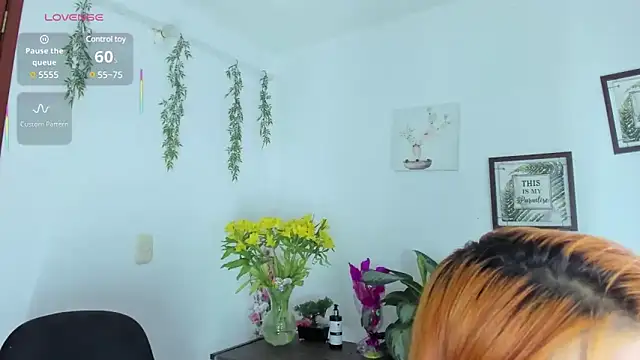 Snapshot of Victoria_Caruso chatting on March 11, 9:48 pm Victoria Caruso online show from March 11, 9:48 pm