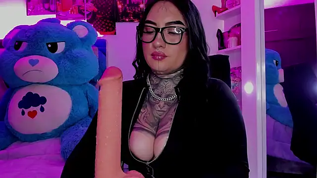 CloeeBeckam online show from April 8, 8:53 pm