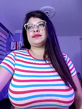 MiiaaJoness online show from December 7, 6:26 pm