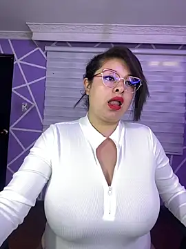 MiiaaJoness online show from May 26, 3:19 pm