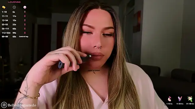 IsabellaFigueredo   online show from April 11, 4:50 am