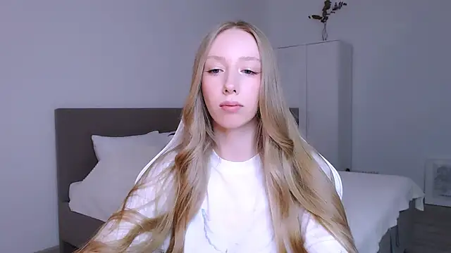 Snapshot of Luna_insniity chatting on November 4, 7:46 pm Luna insniity online show from November 4, 7:46 pm