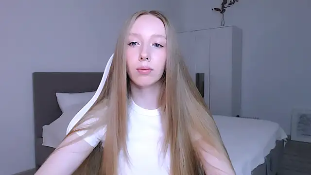 Snapshot of Luna_insniity chatting on November 22, 7:57 pm Luna insniity online show from November 22, 7:57 pm