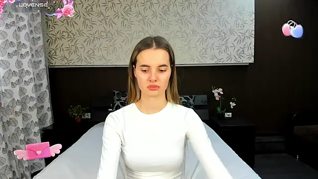 Snapshot of Donna_Evans chatting on December 4, 11:57 pm Donna Evans online show from December 4, 11:57 pm
