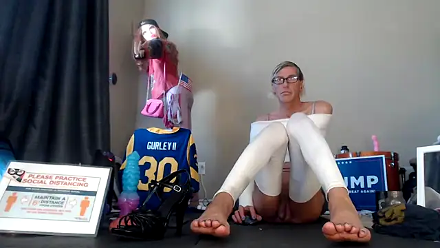 Taylorsexbot online show from December 5, 10:01 pm