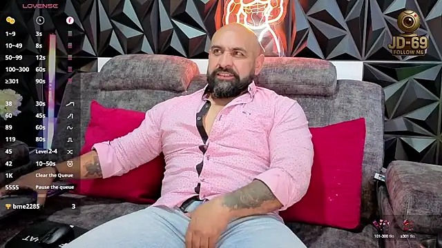 JD-69 online show from October 7, 7:44 pm