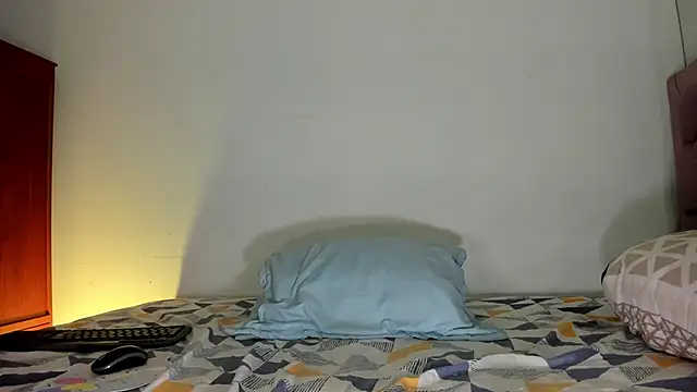 any 21hot online show from December 25, 5:58 pm