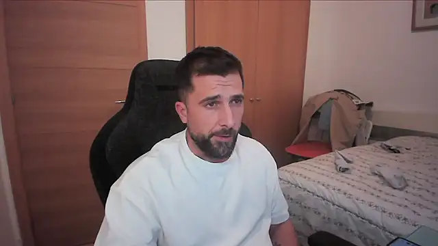 alex877x online show from October 18, 9:37 pm