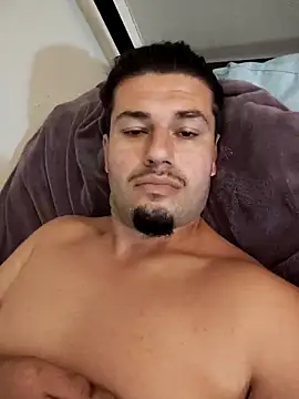 Badcuzwefun187 online show from October 14, 9:04 pm