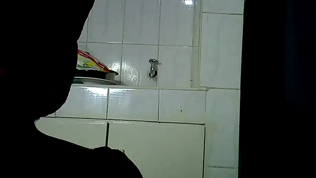 Snapshot of Enkarxx chatting on March 12, 5:52 pm Enkarxx online show from March 12, 5:52 pm