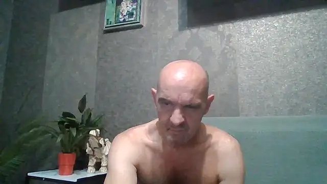 Snapshot of skorpibg65 chatting on June 23, 4:38 pm skorpibg65 online show from June 23, 4:38 pm