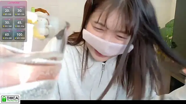 SUZU  online show from March 1, 12:12 am