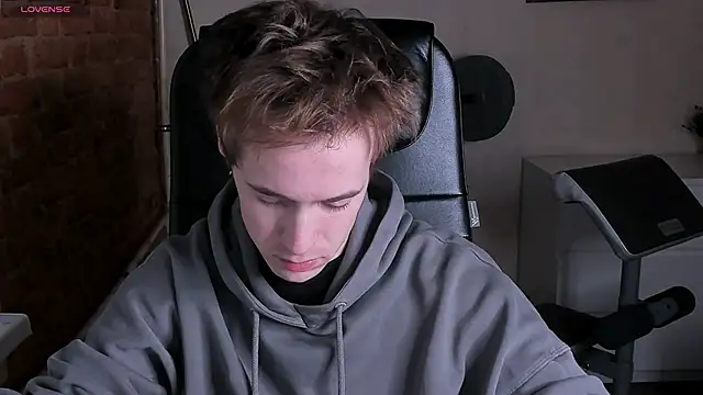 Snapshot of _tokyo_ghoul chatting on December 7, 10:12 am  tokyo ghoul online show from December 7, 10:12 am