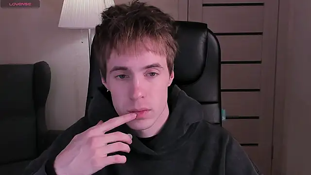 Snapshot of _tokyo_ghoul chatting on December 13, 4:54 am  tokyo ghoul online show from December 13, 4:54 am