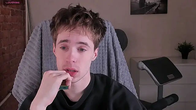 Snapshot of _tokyo_ghoul chatting on December 29, 10:12 am  tokyo ghoul online show from December 29, 10:12 am