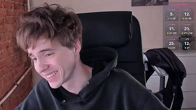 Snapshot of _tokyo_ghoul chatting on February 7, 1:32 pm  tokyo ghoul online show from February 7, 1:32 pm