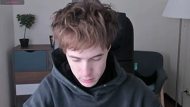 Snapshot of _tokyo_ghoul chatting on February 15, 10:11 am  tokyo ghoul online show from February 15, 10:11 am