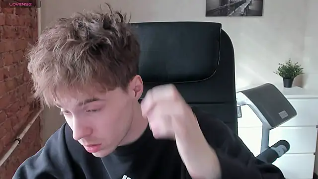 Snapshot of _tokyo_ghoul chatting on March 7, 10:24 am  tokyo ghoul online show from March 7, 10:24 am