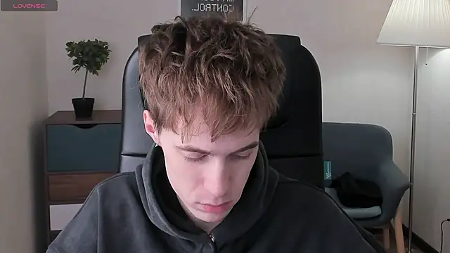 Snapshot of _tokyo_ghoul chatting on March 8, 10:00 am  tokyo ghoul online show from March 8, 10:00 am