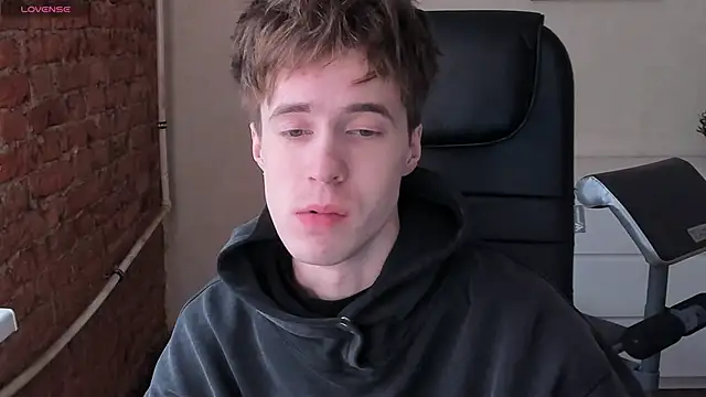 Snapshot of _tokyo_ghoul chatting on March 16, 10:22 am  tokyo ghoul online show from March 16, 10:22 am