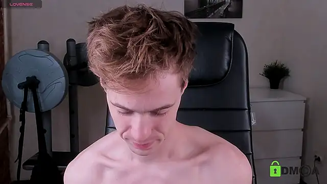 Snapshot of _tokyo_ghoul chatting on September 21, 10:50 am  tokyo ghoul online show from September 21, 10:50 am