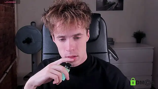 Snapshot of _tokyo_ghoul chatting on October 10, 4:55 am  tokyo ghoul online show from October 10, 4:55 am