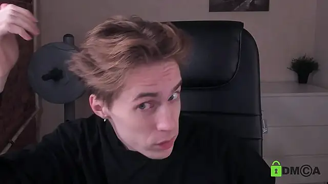 Snapshot of _tokyo_ghoul chatting on October 31, 5:19 am  tokyo ghoul online show from October 31, 5:19 am