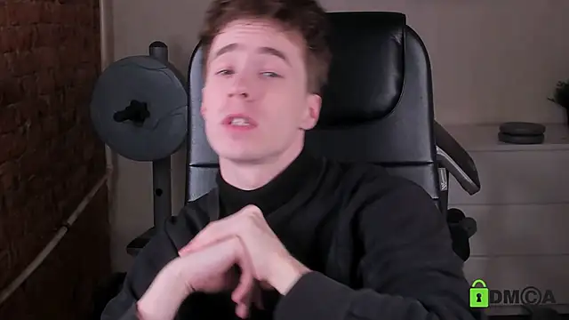 Snapshot of _tokyo_ghoul chatting on November 21, 5:17 am tokyo ghoul online show from November 21, 5:17 am