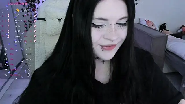 SelenaCute online show from October 17, 5:32 am