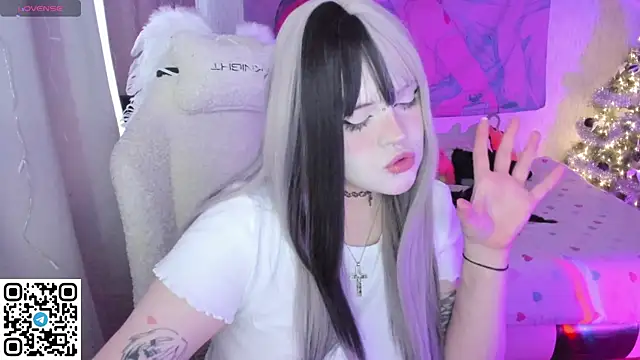 SelenaCute online show from January 6, 7:56 am