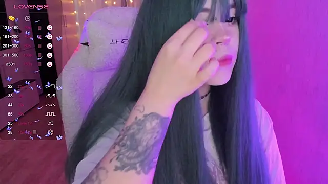 SelenaCute online show from March 27, 5:46 am