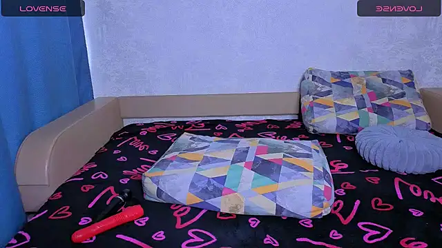 LucieHells online show from May 18, 4:18 am