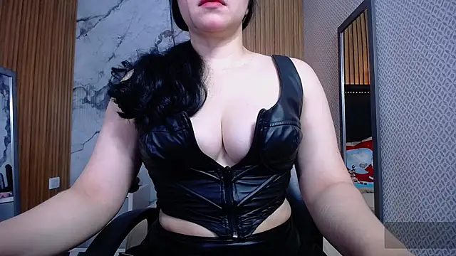 megancero online show from December 5, 12:36 pm