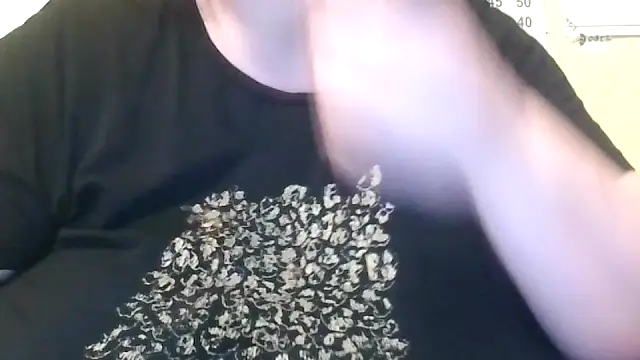 Nataliesbestjuggs online show from July 11, 6:43 pm