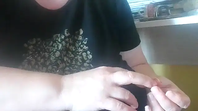 Nataliesbestjuggs online show from August 2, 3:21 pm