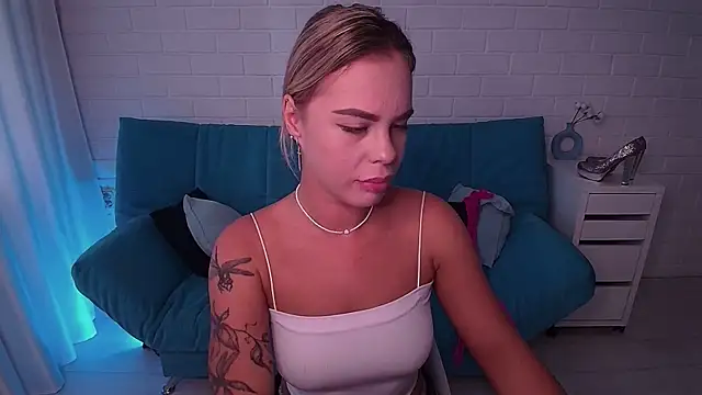 RikaRaily online show from September 10, 5:40 am