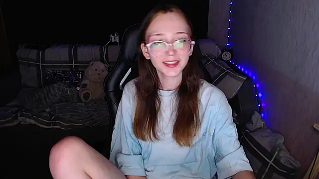 Snapshot of AmeliaKamishiro chatting on October 17, 10:12 pm AmeliaKamishiro online show from October 17, 10:12 pm