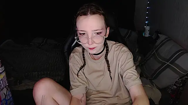 AmeliaKamishiro online show from November 14, 1:37 am