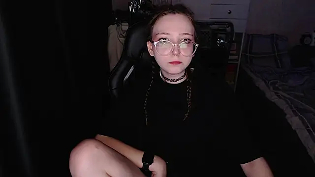 AmeliaKamishiro online show from November 18, 2:17 am